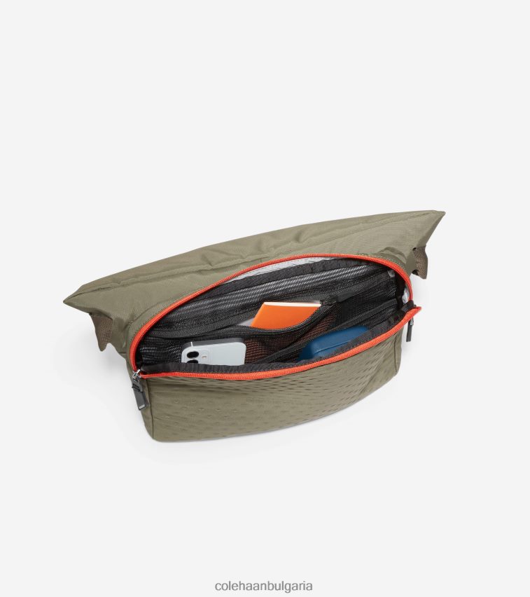 Cole Haan прашка за полеви дни мъже 84PB6Z546 чаено листо аксесоари